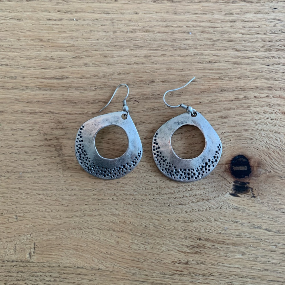 Silver Sphere Pierced Earrings‎ Women’s Preloved